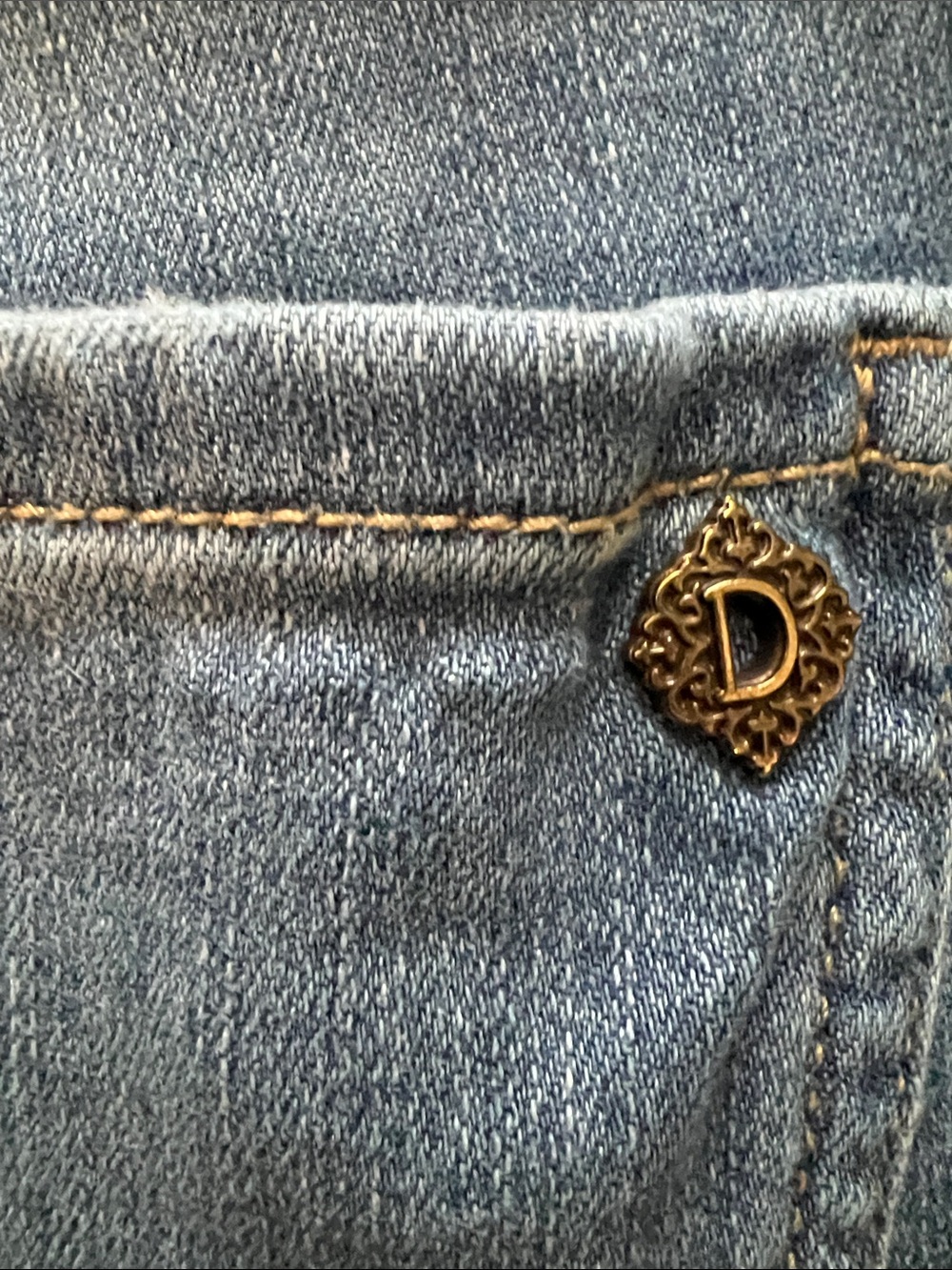 Democracy Light Wash Blue “ab” technology Stretch jeans - Picture 10 of 11